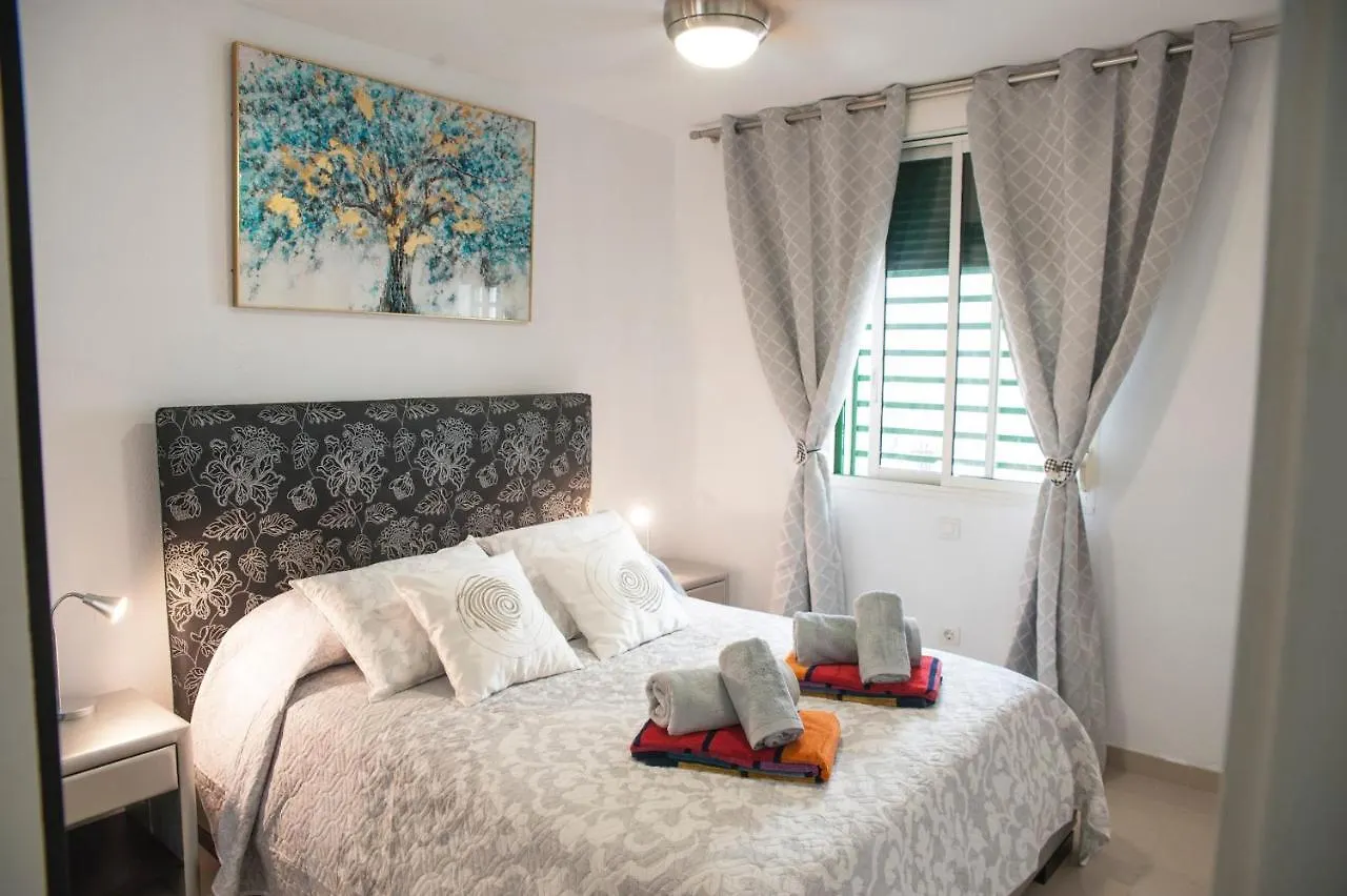 Optimist Deluxe Apartment Playa de las Americas  0*, Playa de las Americas (Tenerife) Spain